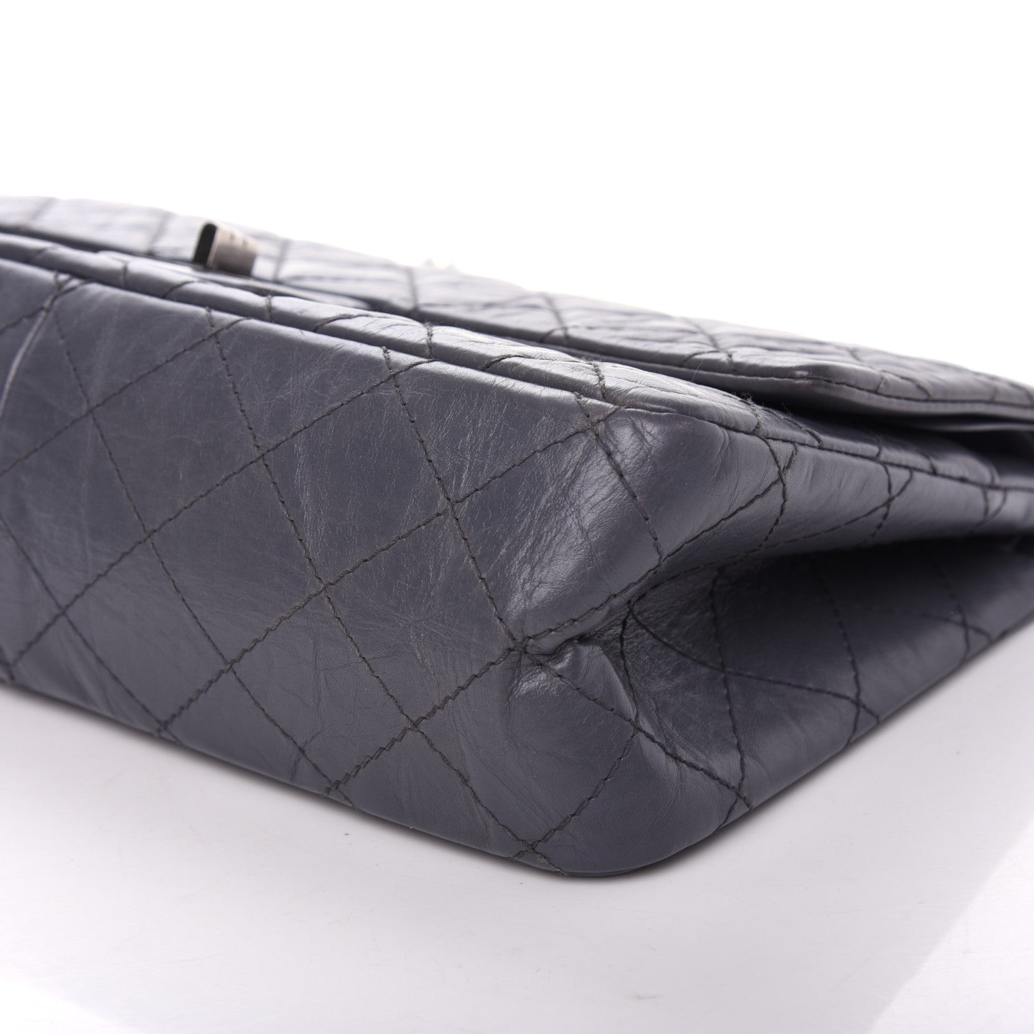 Chanel Aged Calfskin Quilted 2.55 Reissue 226 Flap Grey 9 of 9