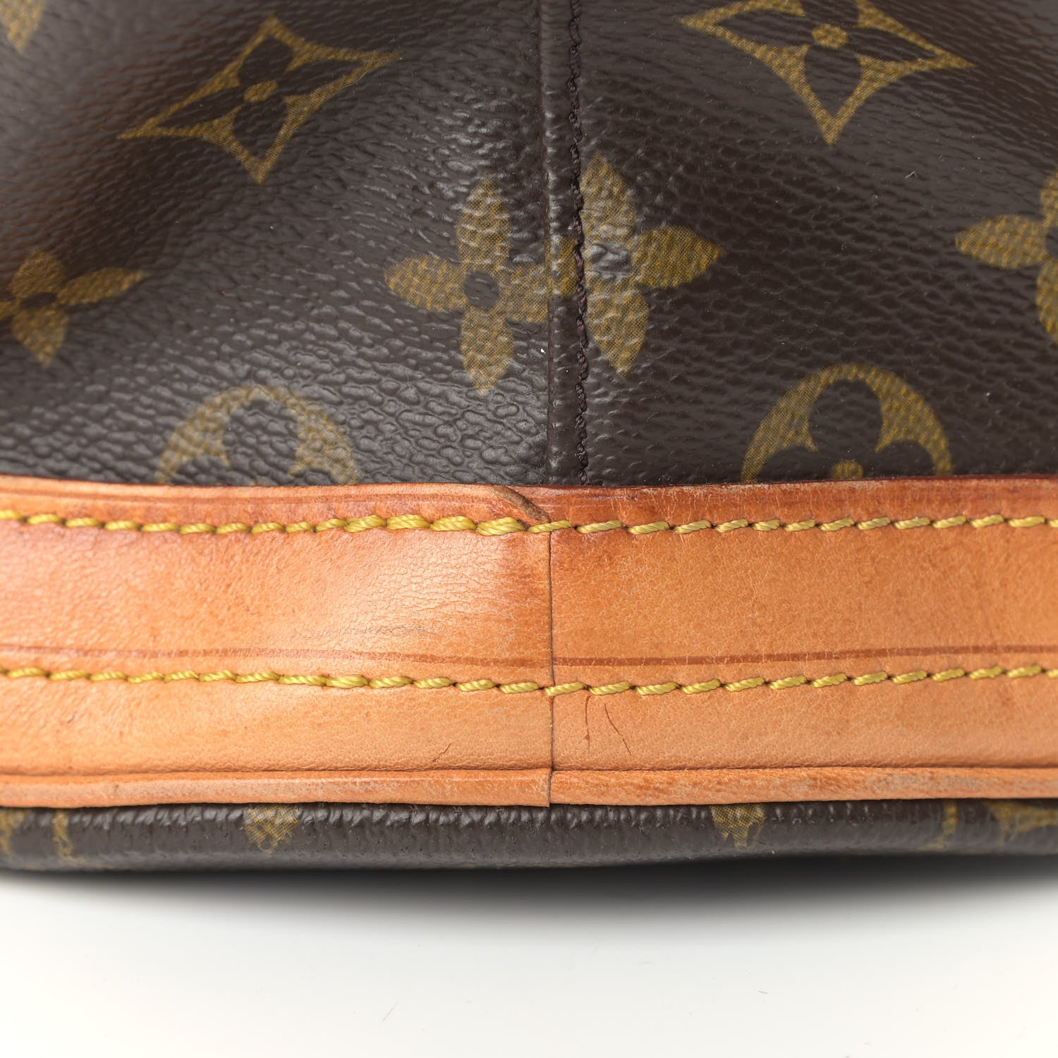 Louis Vuitton Monogram Bucket 27 22 of 22