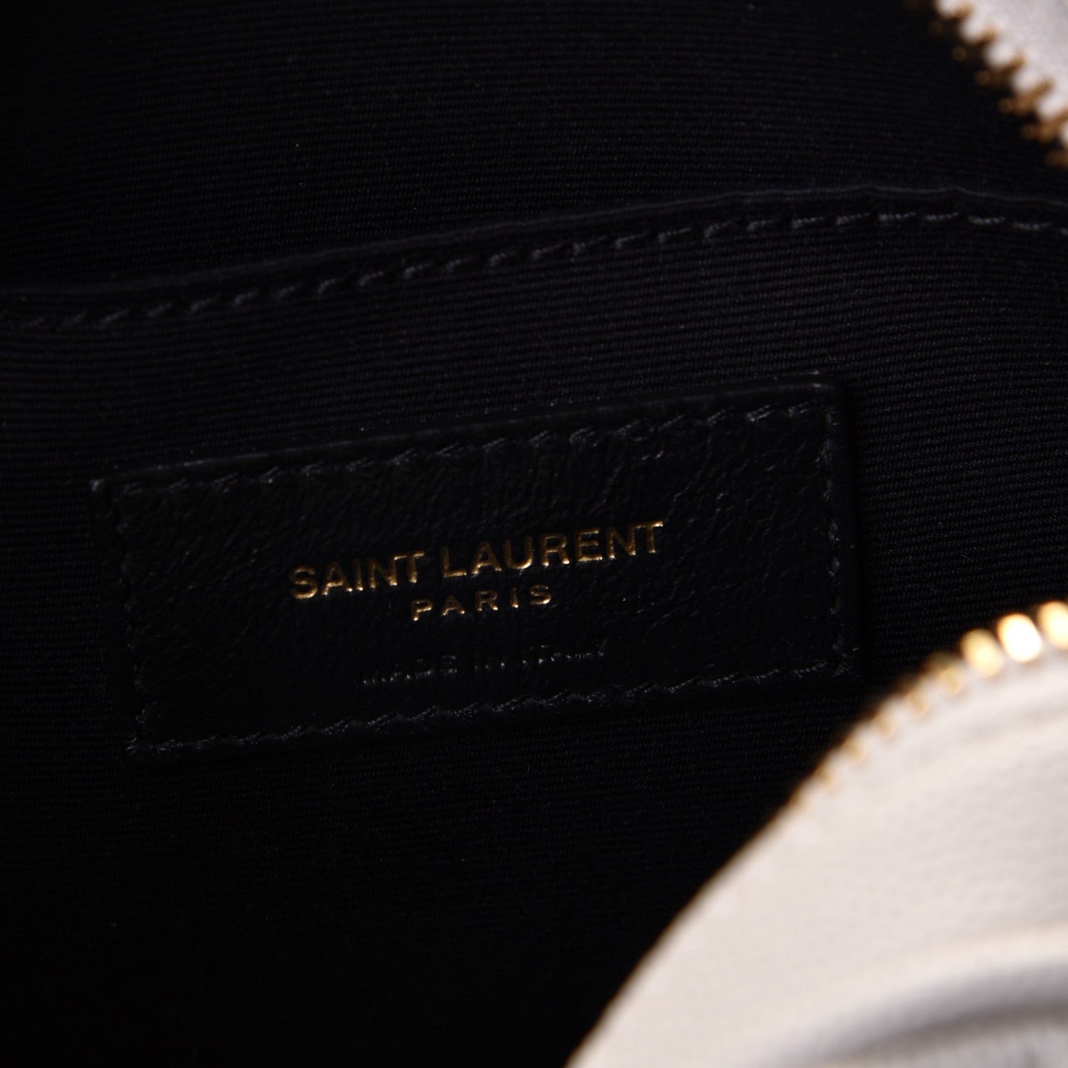 Saint Laurent Grain De Poudre Matelasse Chevron Quilted Round Vinyle Camera Bag Crema Soft 5 of 7