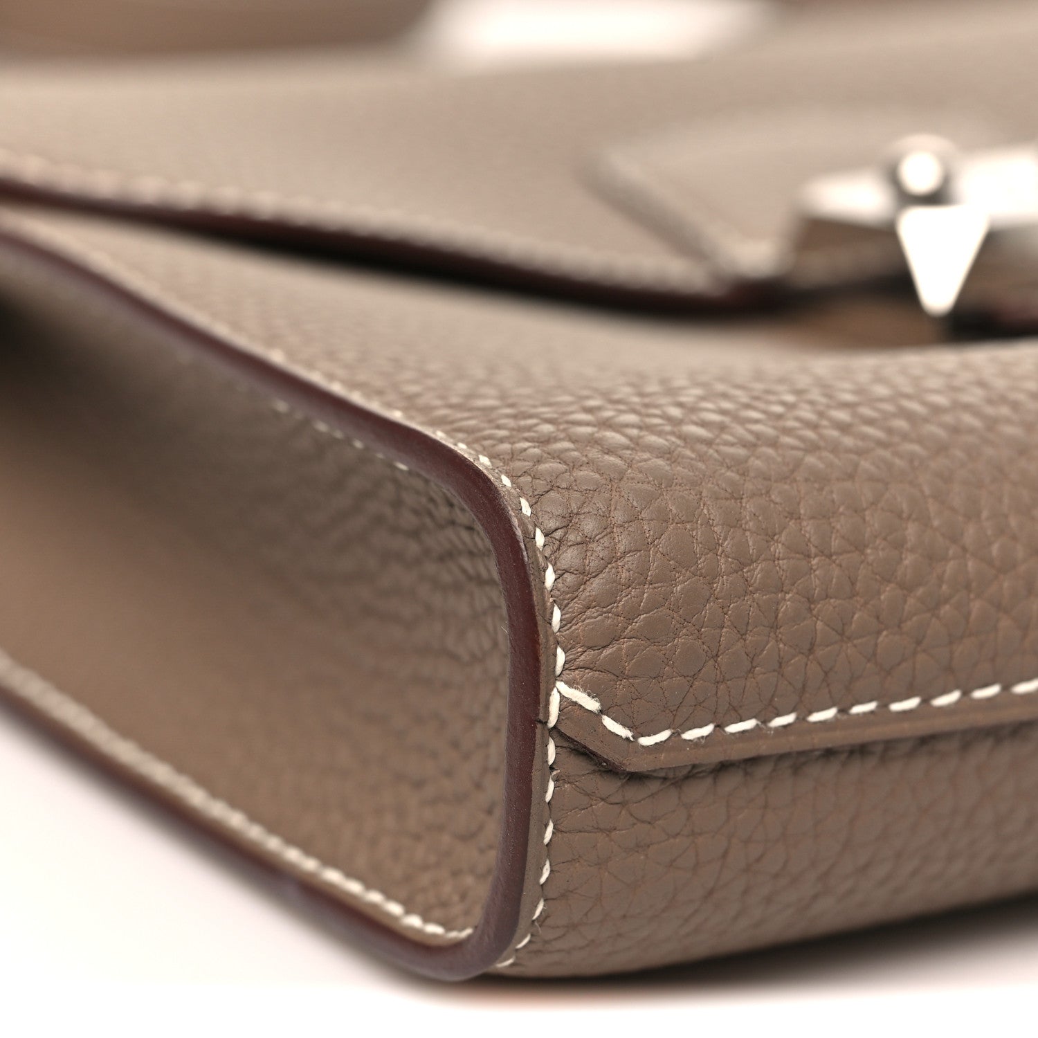 Hermes Togo Sac A Depeches 21 Messenger Bag Etoupe 9 of 11