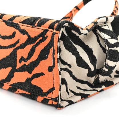 Marc Jacobs Cotton Canvas Zebra Tiger Print Medium The Traveler Tote Bag 10 of 12