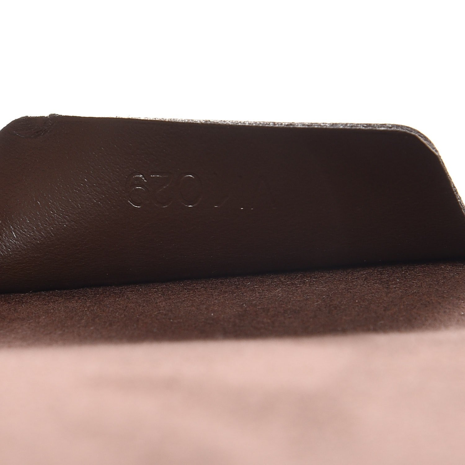 Louis Vuitton Damier Ebene 15 in Laptop Sleeve 8 of 8