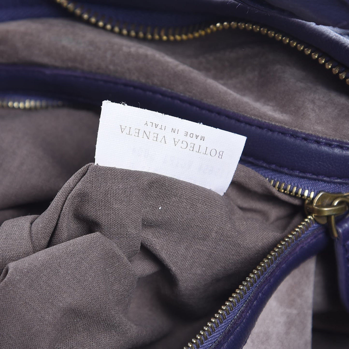 Nappa Intrecciato Pleated Large Veneta Hobo Turbolence