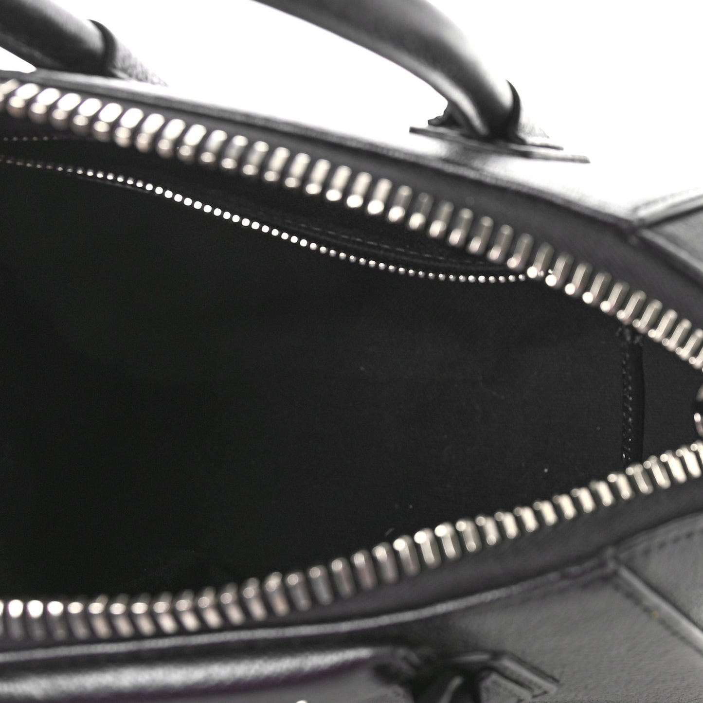 Sugar Goatskin Mini Antigona Black