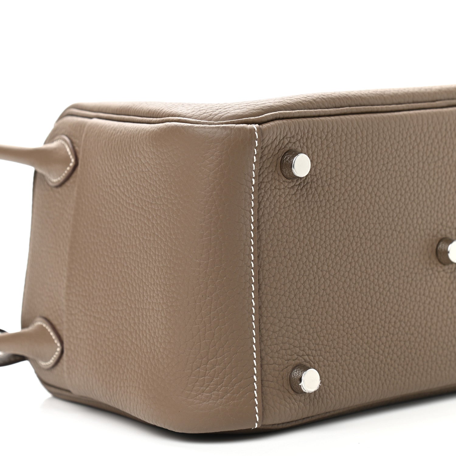 Hermes Taurillon Clemence Lindy 26 Etoupe 17 of 18