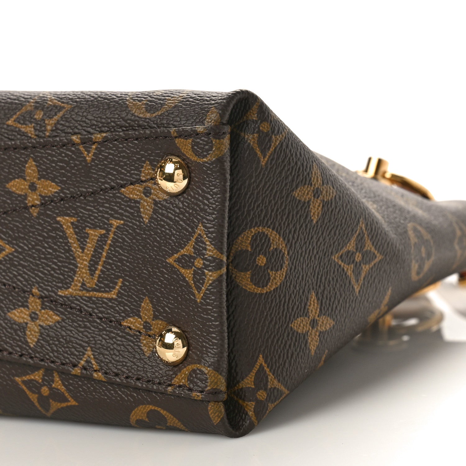 Louis Vuitton Monogram V Tote BB Crème 8 of 9