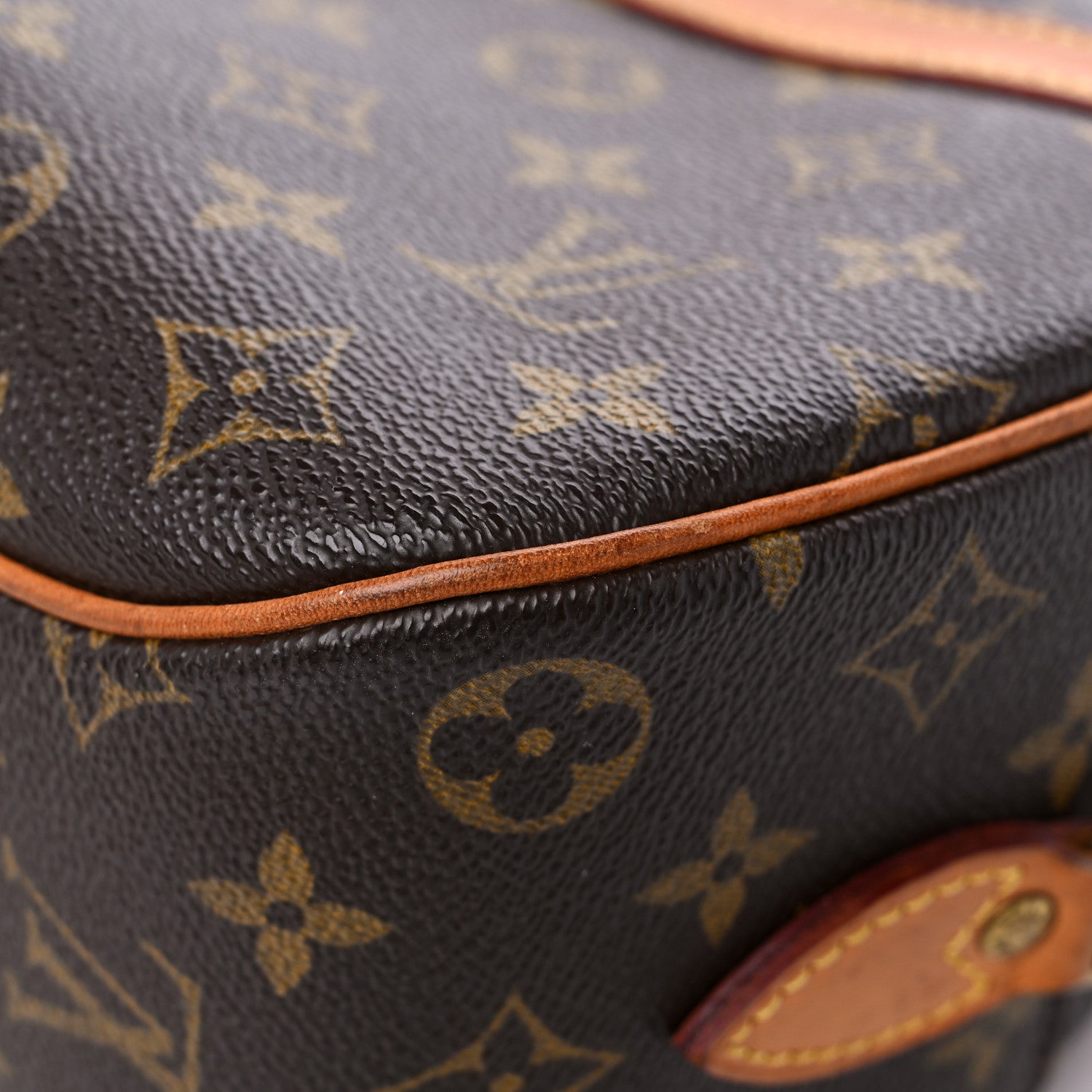 Louis Vuitton Monogram Blois 8 of 17