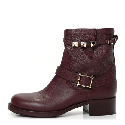 Valentino Garavani Pebbled Calfskin Rockstud Biker Boots 38 Rubin 1 of 7