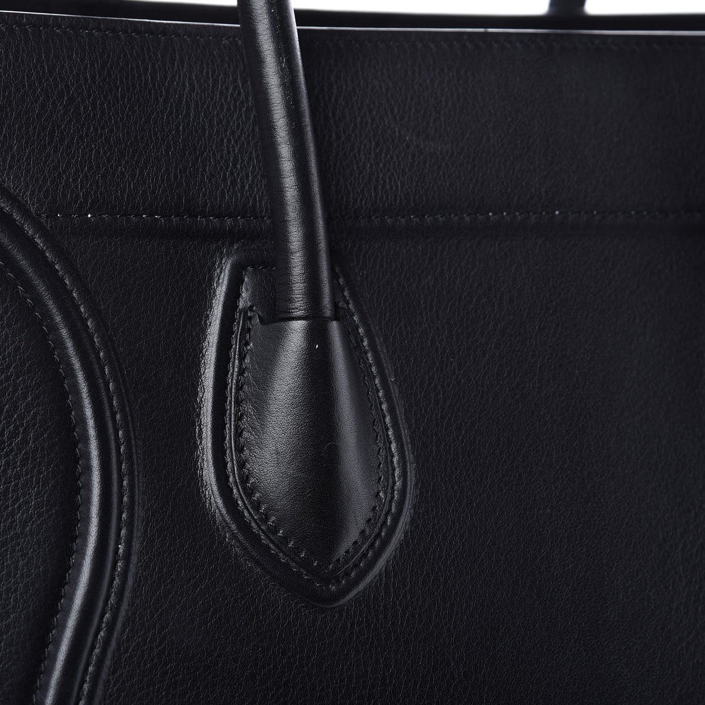 Supple Calfskin Medium Phantom Luggage Black