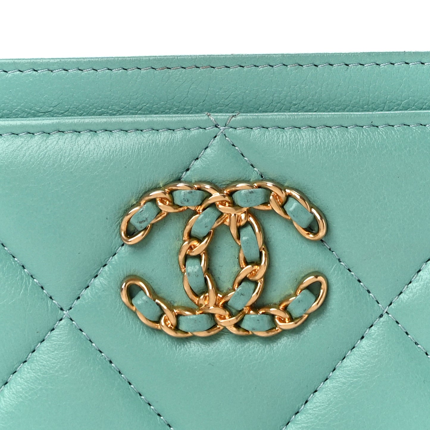 Shiny Goatskin Quilted Chanel 19 Card Holder Turquoise