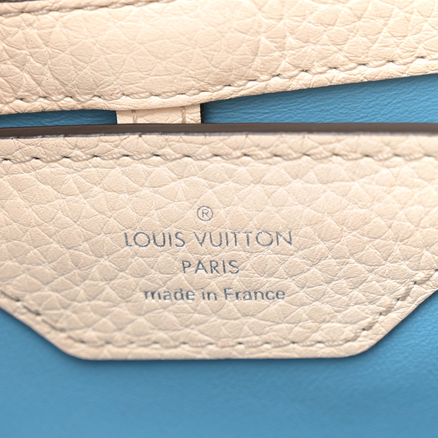 Taurillon Capucines MM Gradient Blue