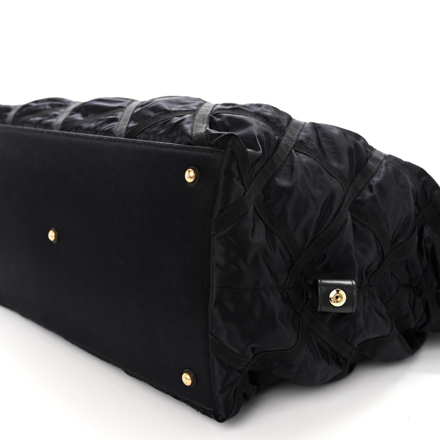 Nylon Grosgrain Quilted Maxi Lifestyle Bowling Black