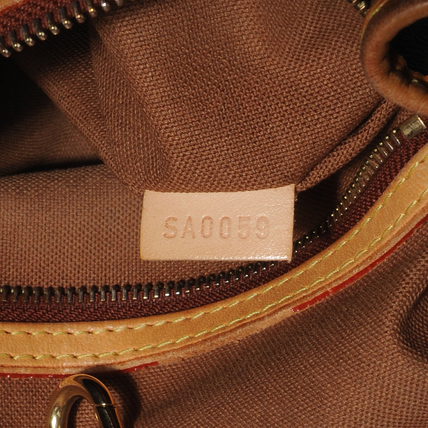 Louis Vuitton Monogram Batignolles Vertical 8 of 10