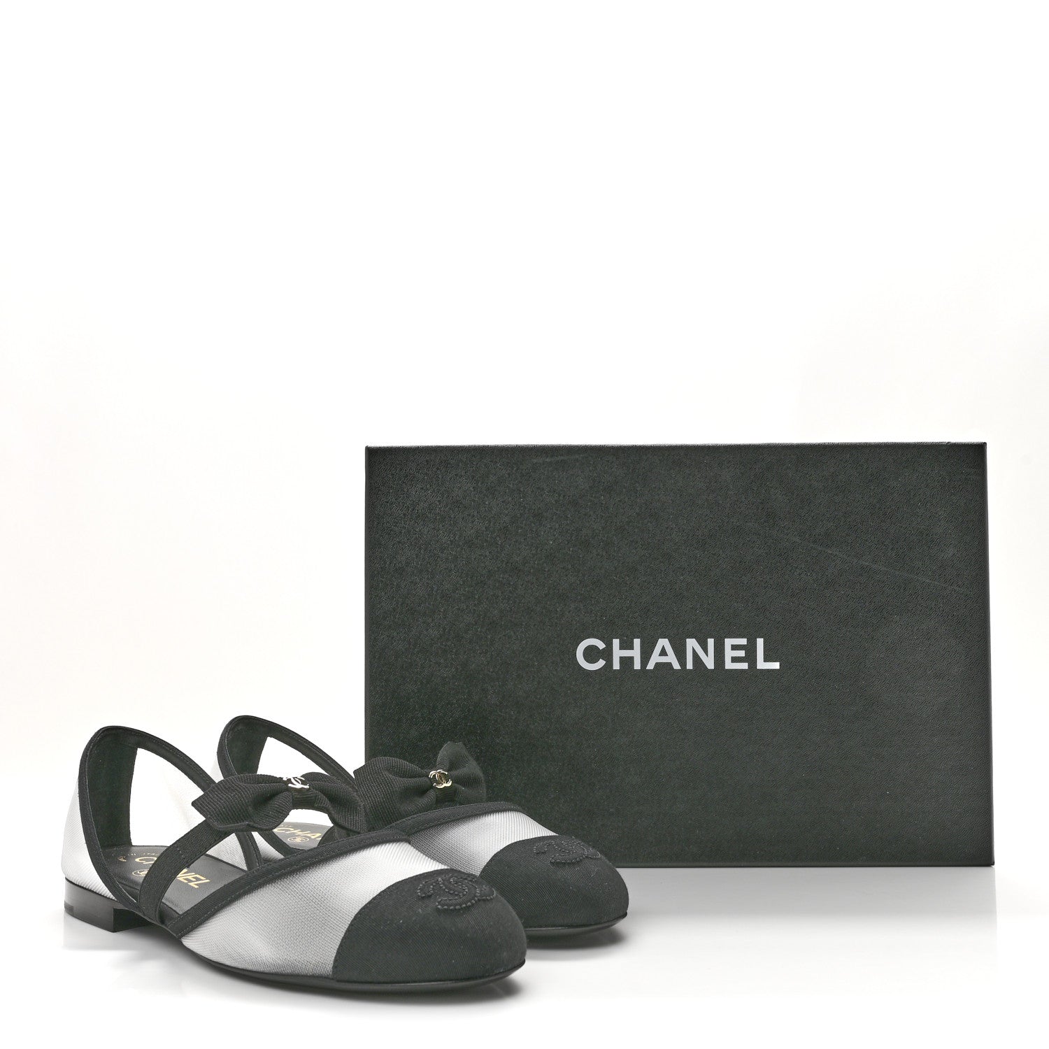 Chanel Mesh Grosgrain Mary Janes Flats 37 White Black 10 of 10