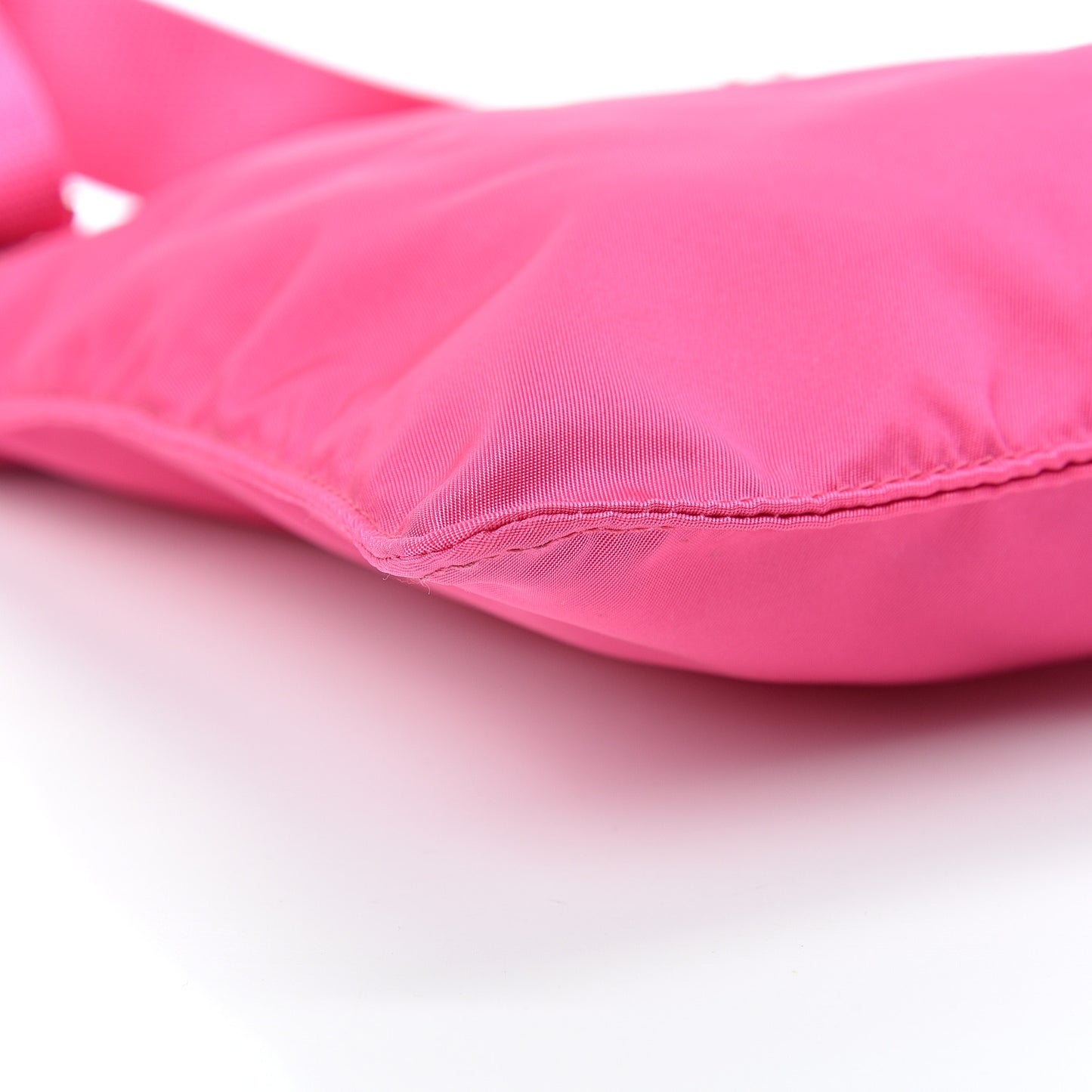 Nylon Vela Flat Messenger Bag Fuxia