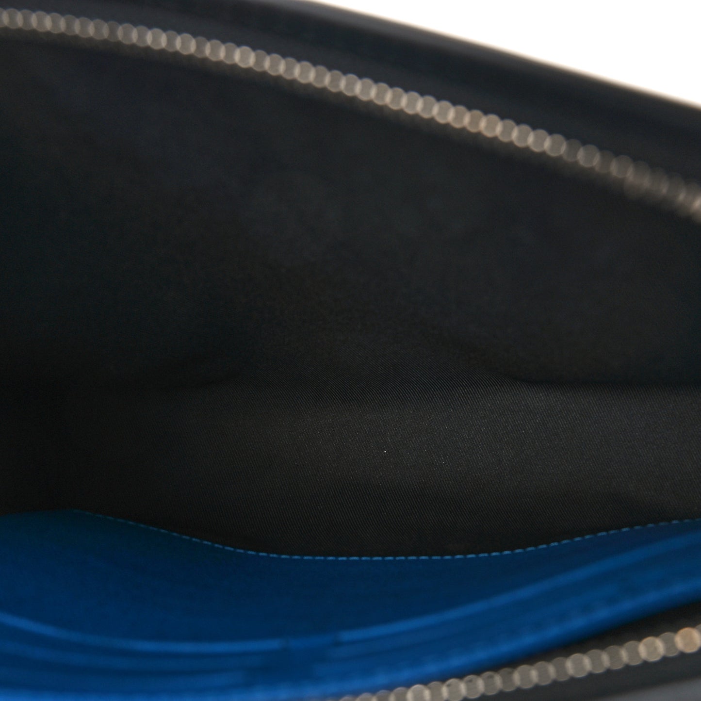 Damier Graphite Giant Pixel Pochette Voyage MM Blue Blue