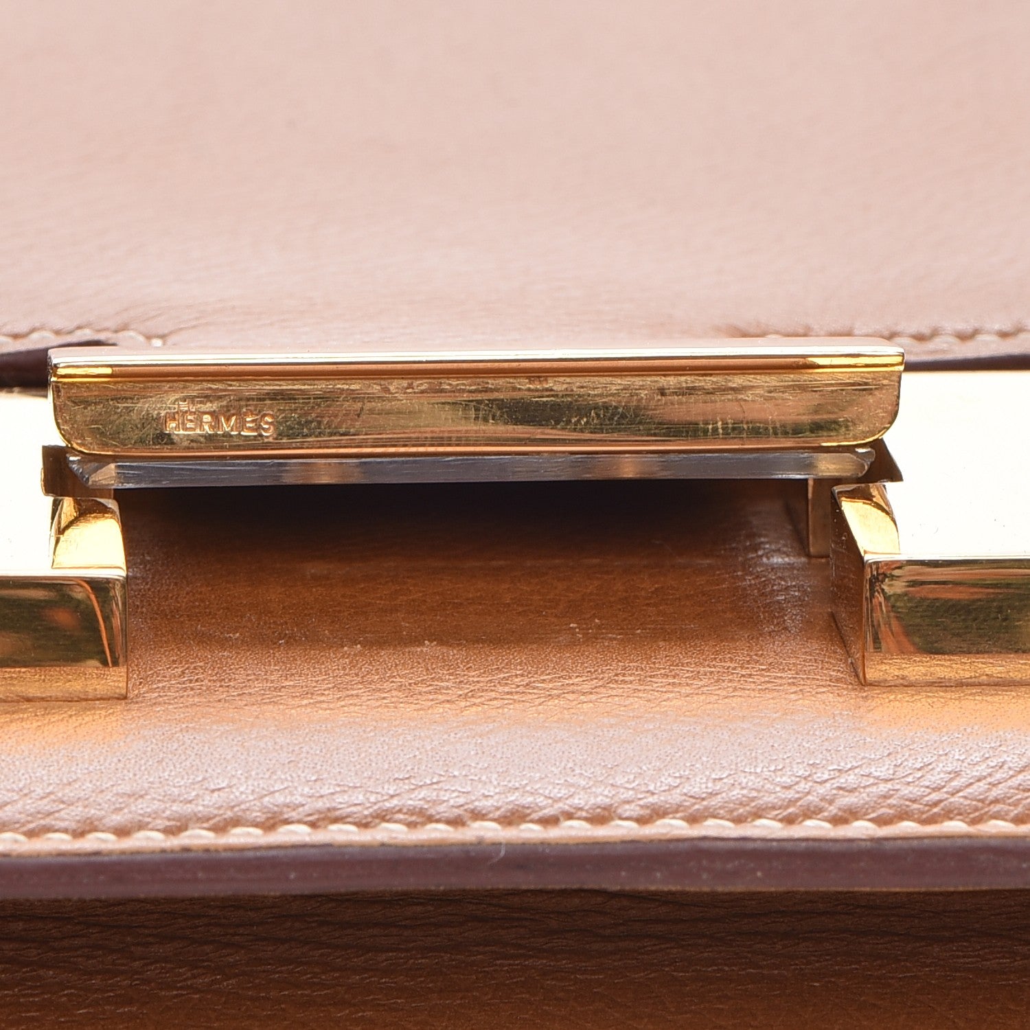 Hermes Courchevel Constance 23 Gold 8 of 22