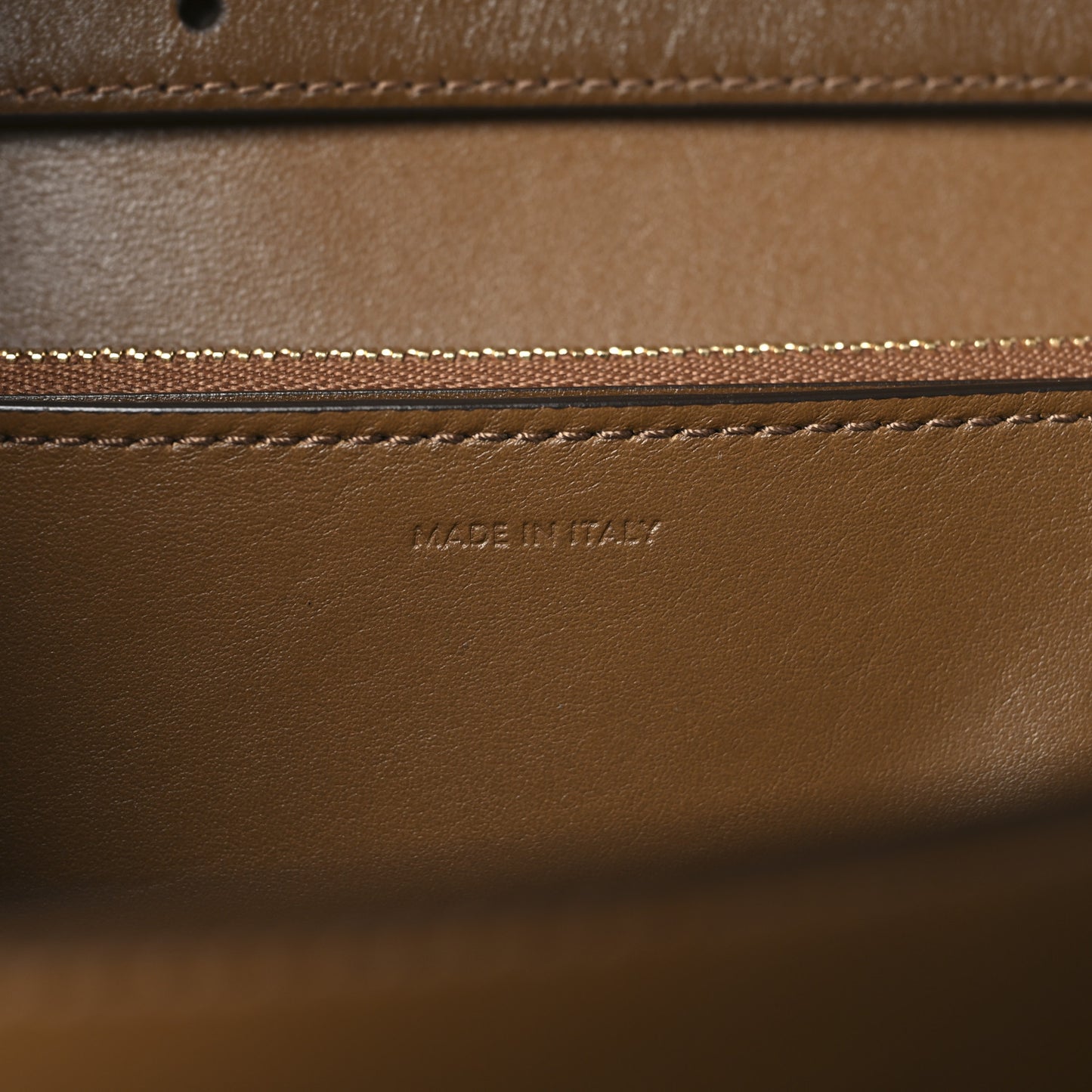 Box Calfskin Medium Classic Box Flap Bag Camel