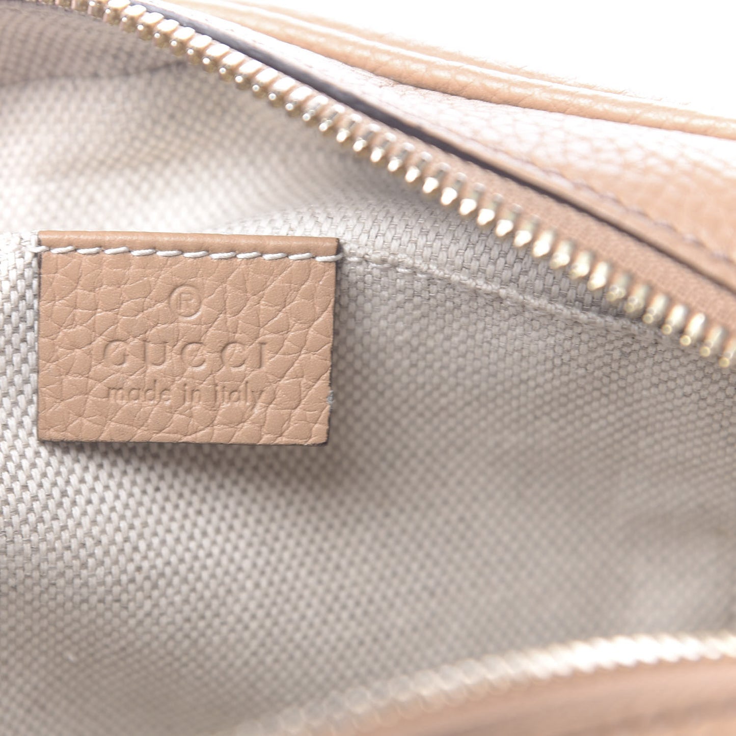 Pebbled Calfskin Small Soho Disco Bag Camelia
