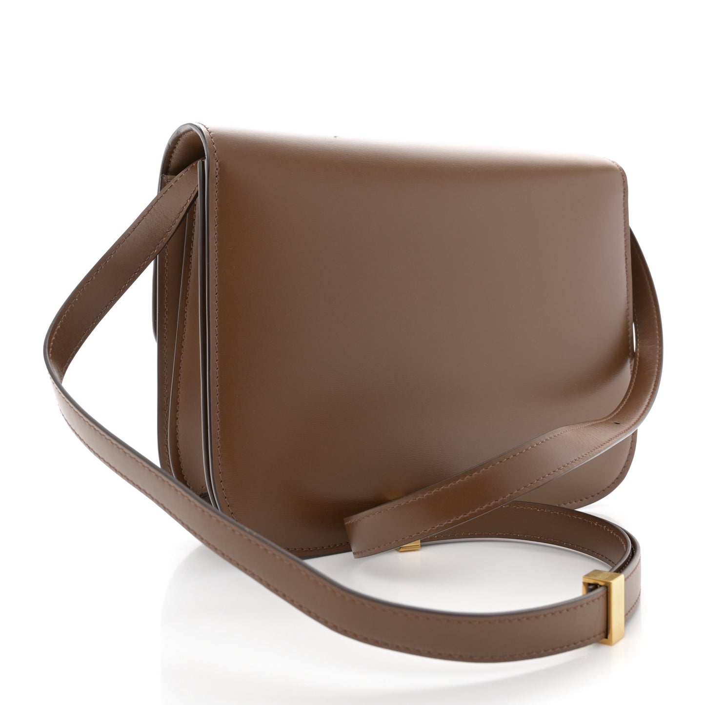 Box Calfskin Medium Classic Box Flap Bag Camel