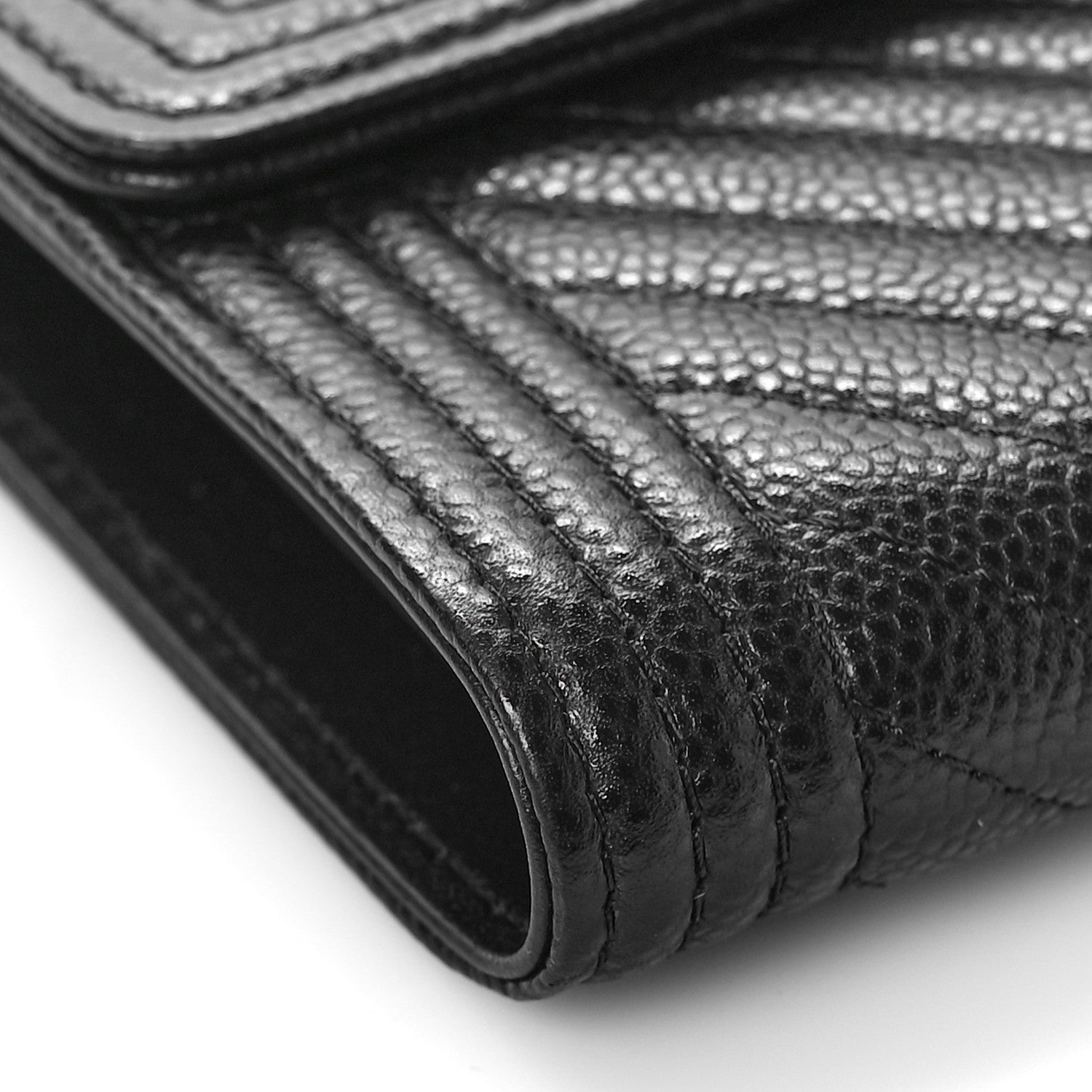 Chanel Caviar Chevron Quilted Boy Compact Wallet Black 8 of 10