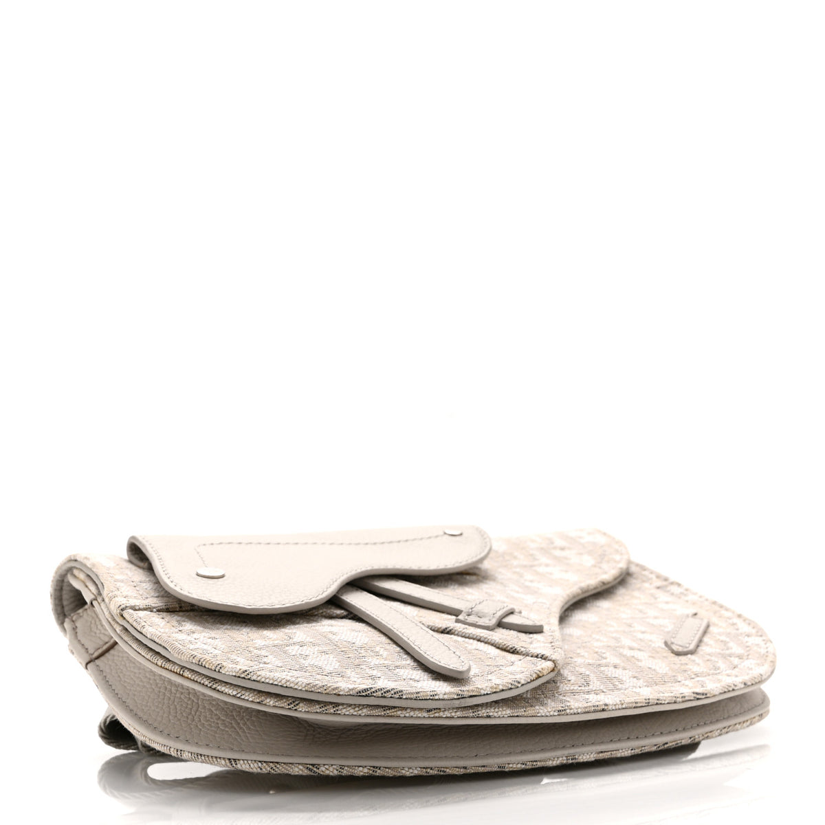 Oblique Saddle Messenger Pouch Beige