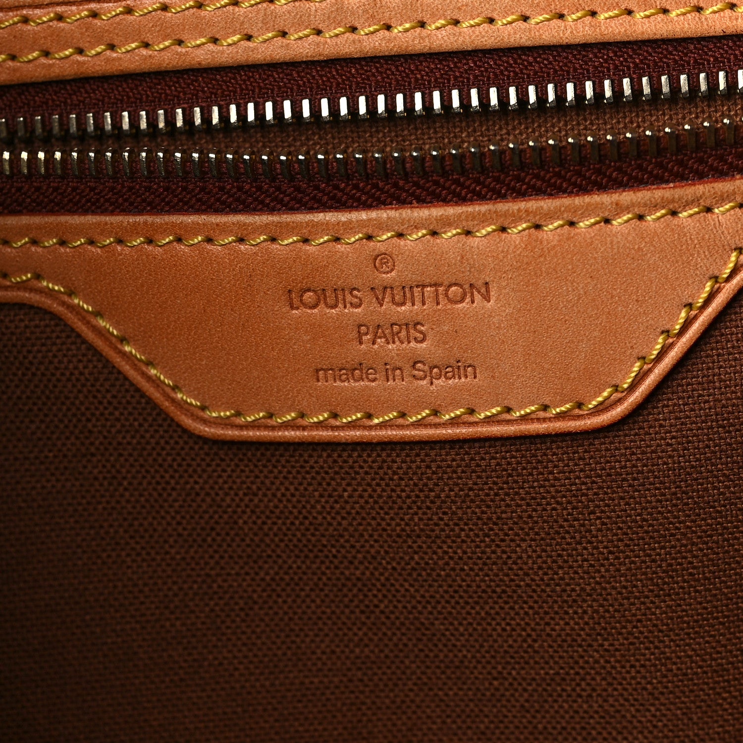 Louis Vuitton Monogram Batignolles Vertical 5 of 11