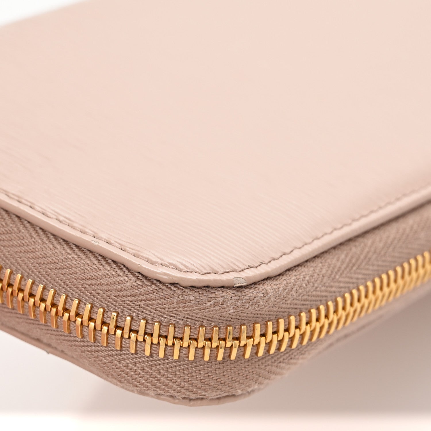 Prada Vitello Move Zip Around Wallet Cipria 10 of 11
