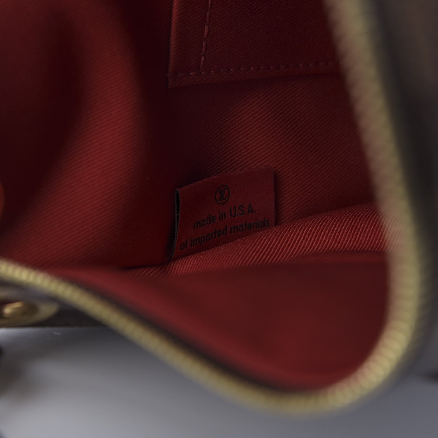 Louis Vuitton Damier Ebene South Bank Besace 9 of 11