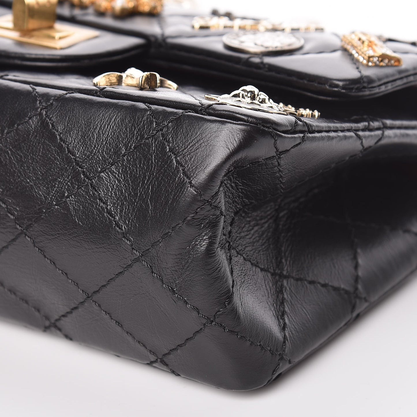 Aged Calfskin Lucky Charms 2.55 Reissue 224 Flap Black