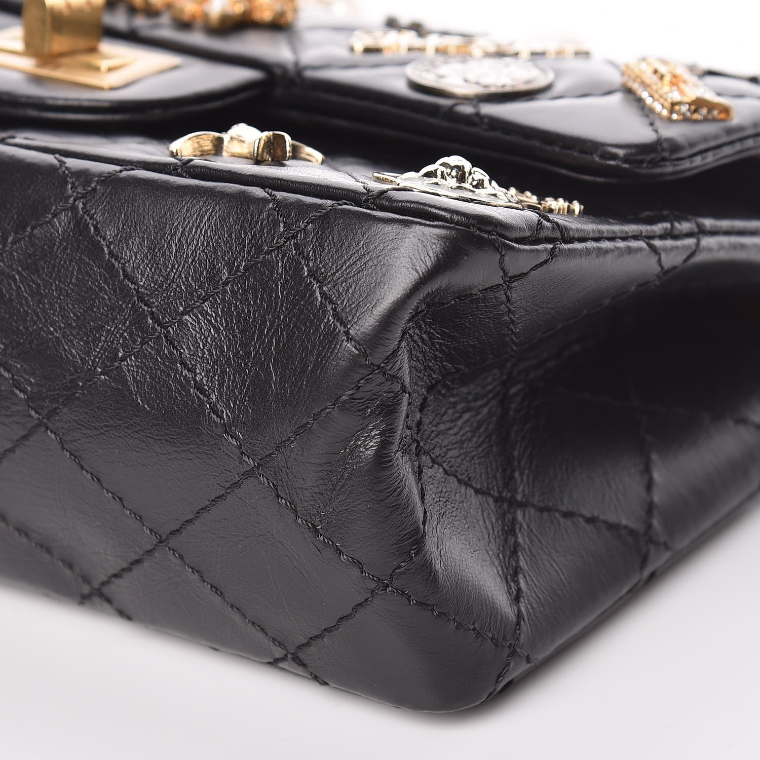 Chanel Aged Calfskin Lucky Charms 2.55 Reissue 224 Flap Black 9 of 10