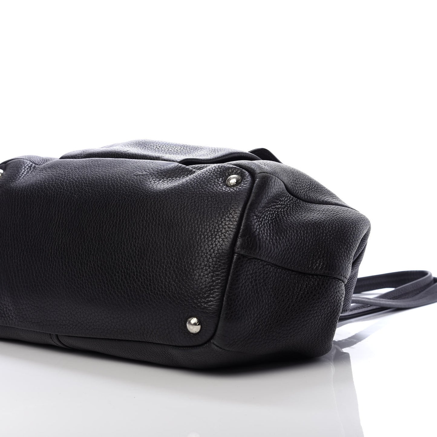 Vitello Daino Shoulder Bag Black