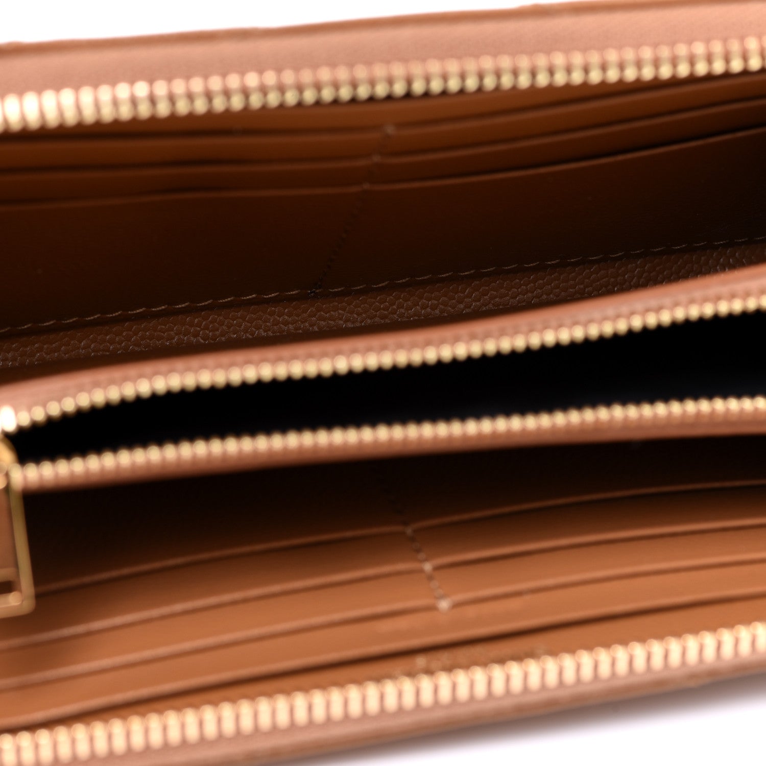 Saint Laurent Grain De Poudre Matelasse Chevron Monogram Zip Around Wallet Naturel Dark 4 of 7