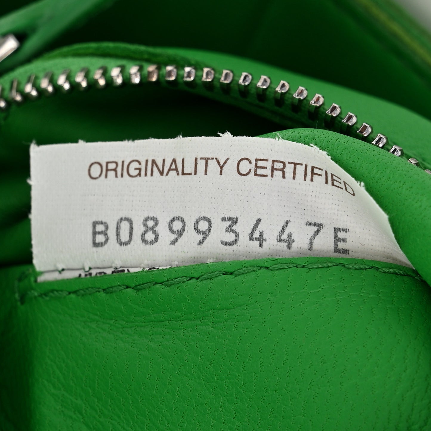 Lambskin Maxi Intrecciato Cassette Crossbody Bag Grass
