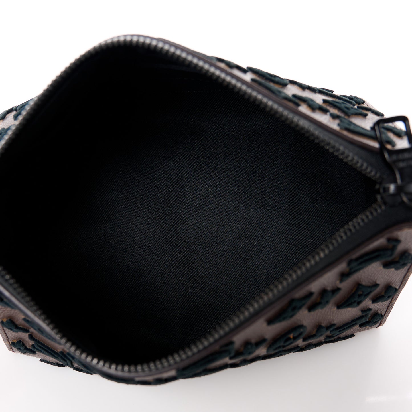Monogram Tuffetage Triangle Messenger Black