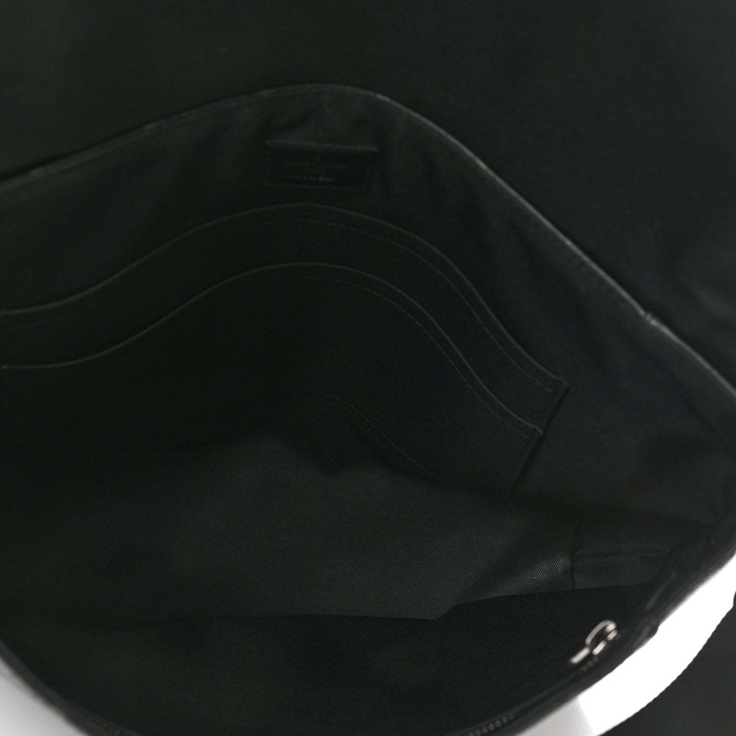 Monogram Eclipse Explorer MM Black