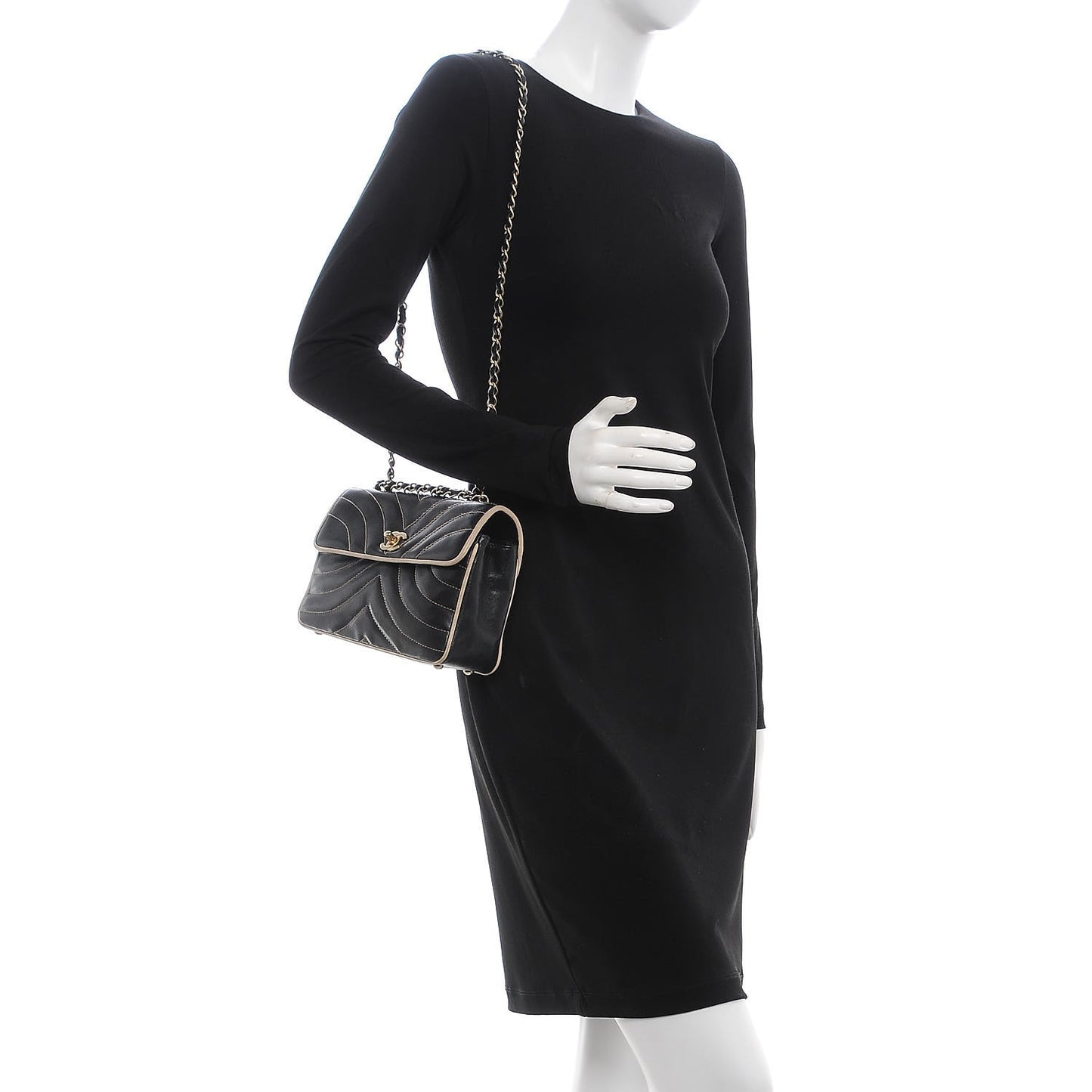 Lambskin Chevron Small Single Flap Bag Black Beige