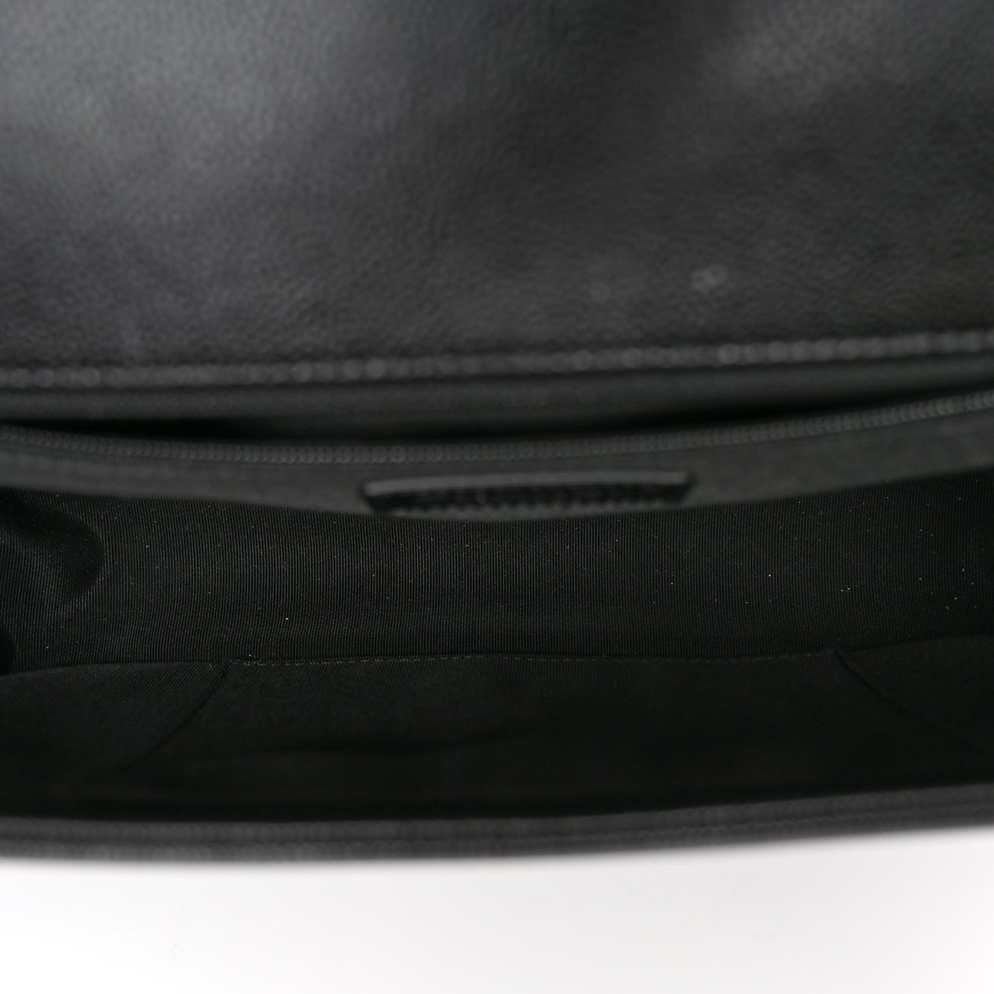 Caviar Quilted New Medium Boy Flap Black