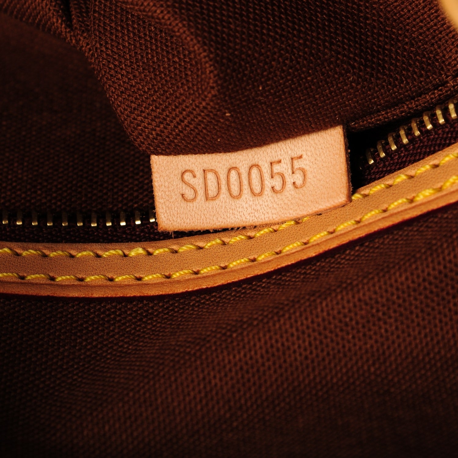 Louis Vuitton Monogram Batignolles Horizontal 7 of 7