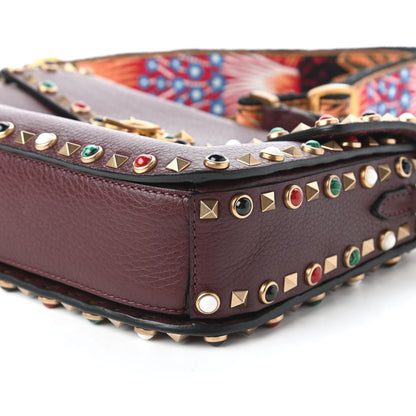 Valentino Garavani Calfskin Enchanted Wonderland Medium Guitar Strap Rockstud Rolling Flap Saddle Bag Rubin 7 of 9