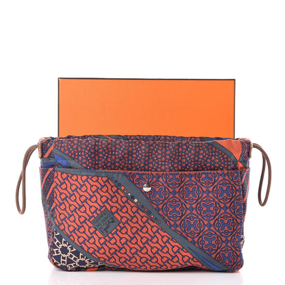 Hermes Silk Carre en Cravates Fourbi 20 PM Pouch Ocean Bleu 14 of 14