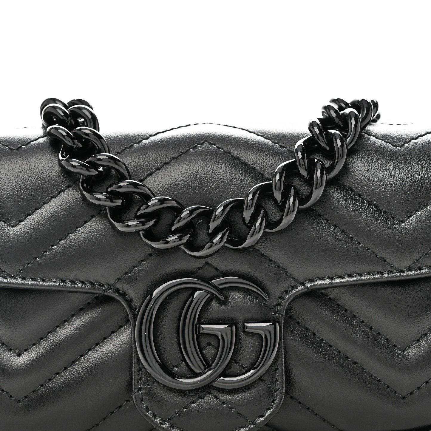 Calfskin Matelasse Monochrome GG Marmont Chain Belt Bag Black
