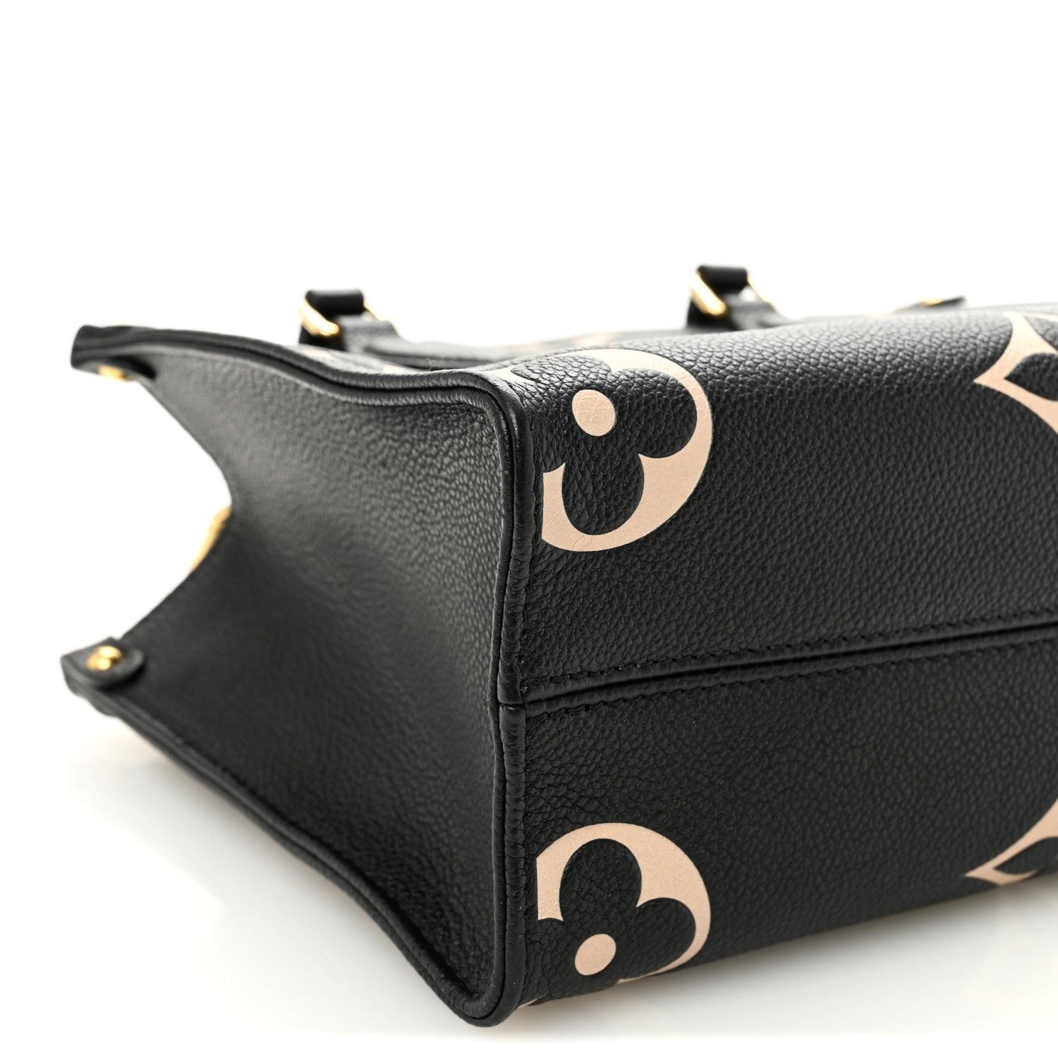 Louis Vuitton Empreinte Monogram Giant Onthego PM Black Beige 8 of 9
