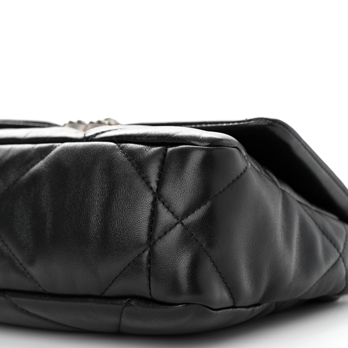 Lambskin Quilted Medium Chanel 19 Flap Black