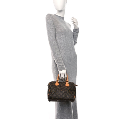 Louis Vuitton Monogram Speedy 25 2 of 9