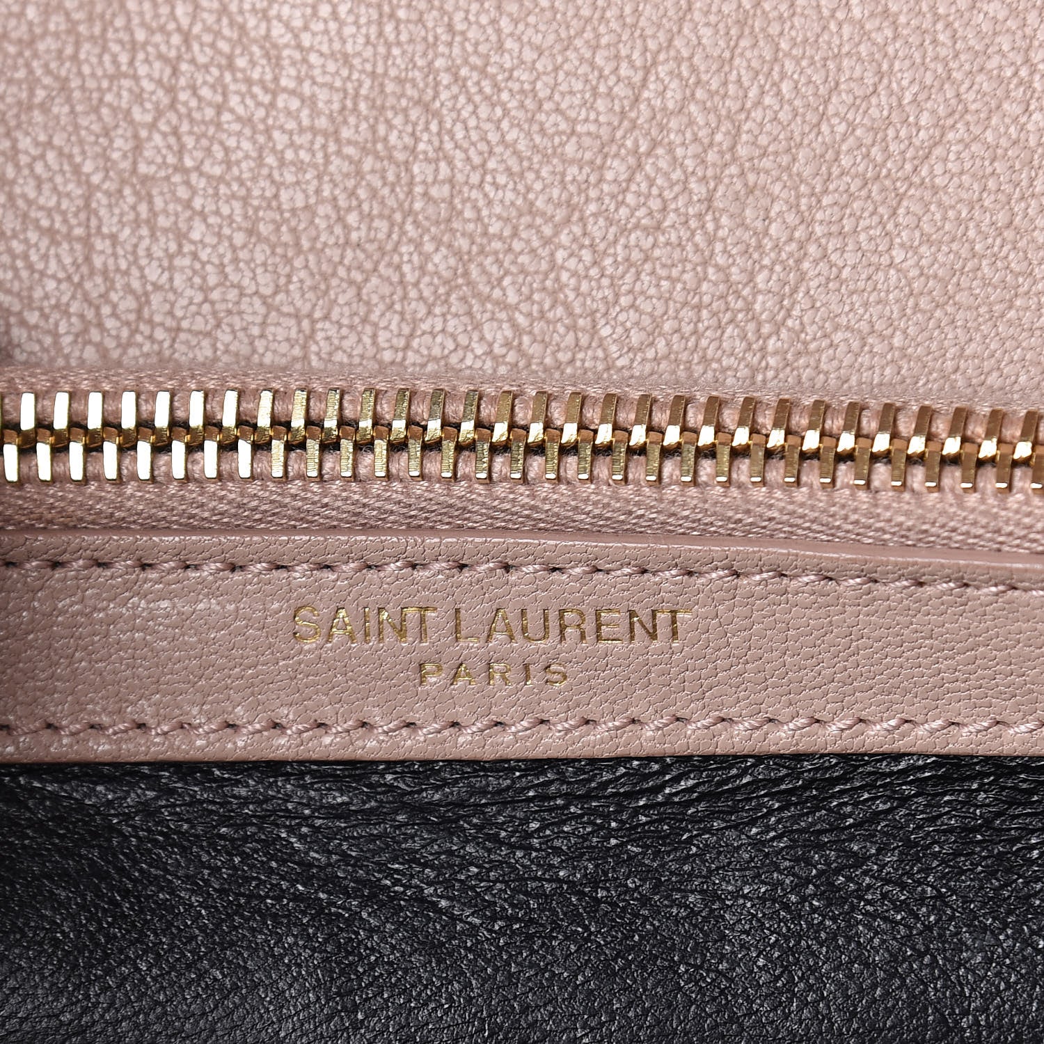 Saint Laurent Sheepskin Matelasse Chevron Monogram Medium College Bag Fard 13 of 14