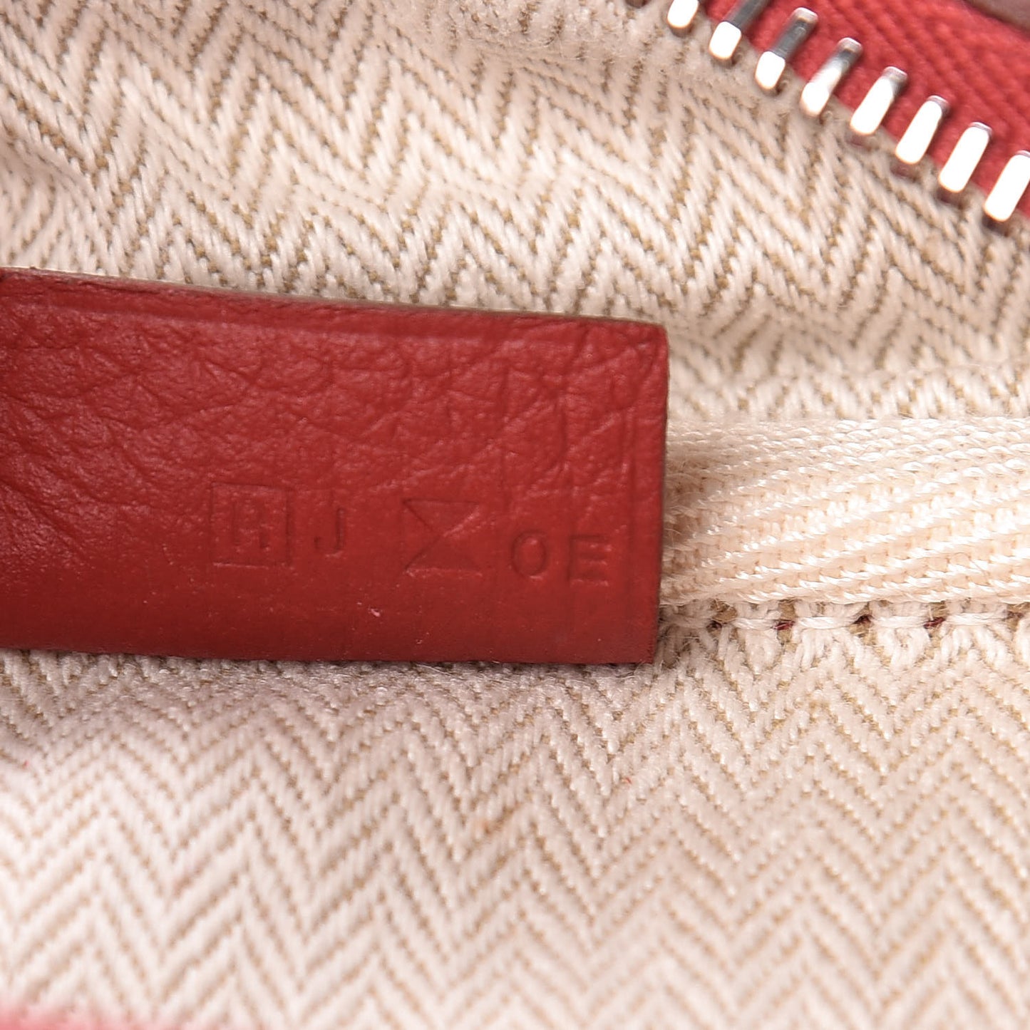 Taurillon Clemence Victoria II 35 Rouge Garance