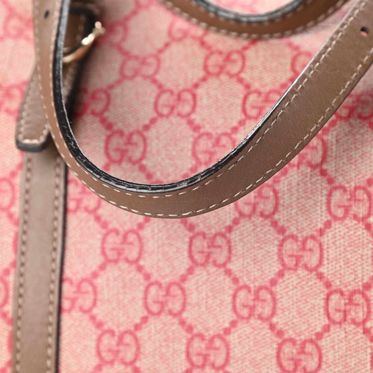 Gucci GG Supreme Monogram Medium Nice Boston Red 16 of 22