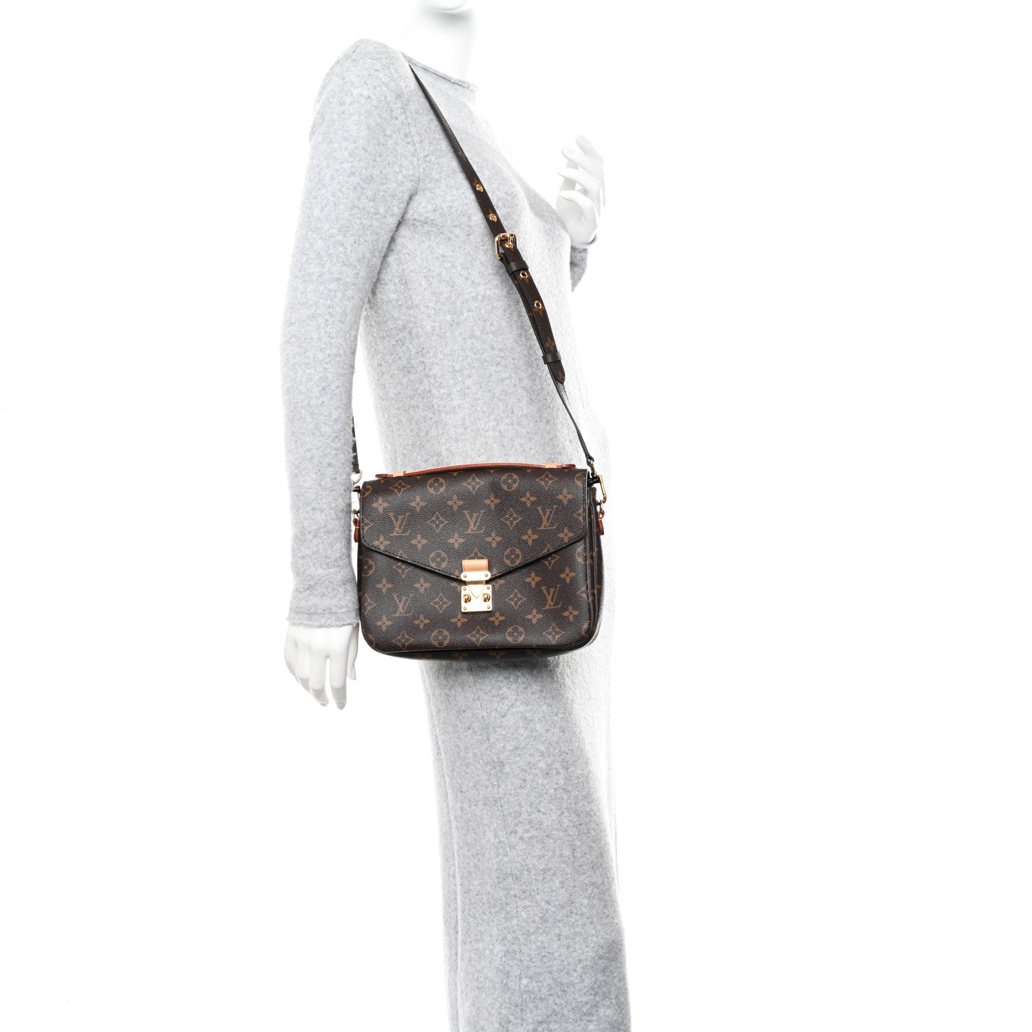 Louis Vuitton Monogram Pochette Metis 2 of 14