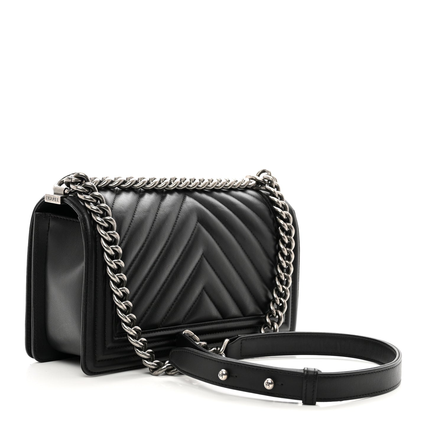 Calfskin Chevron Quilted Medium Boy Flap Black